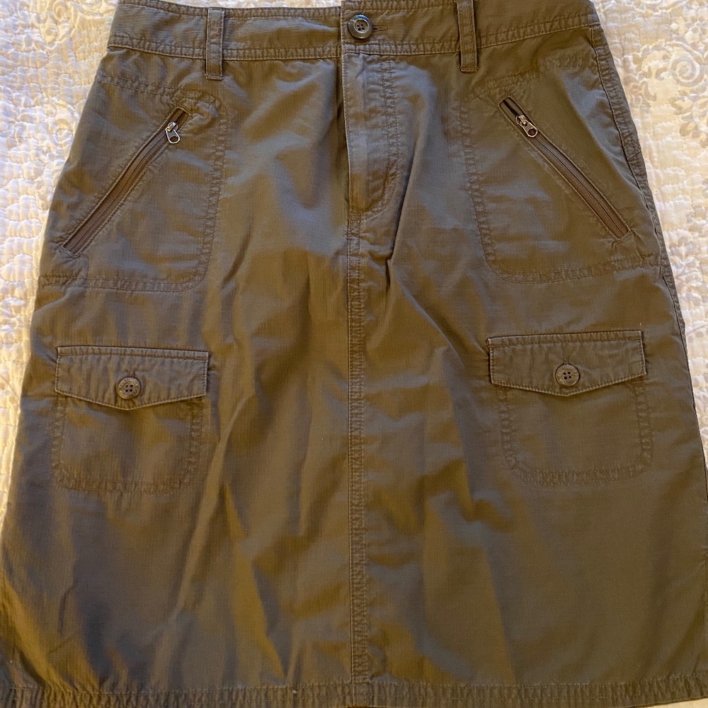 Grey Khaki Columbia Skirt Size 6